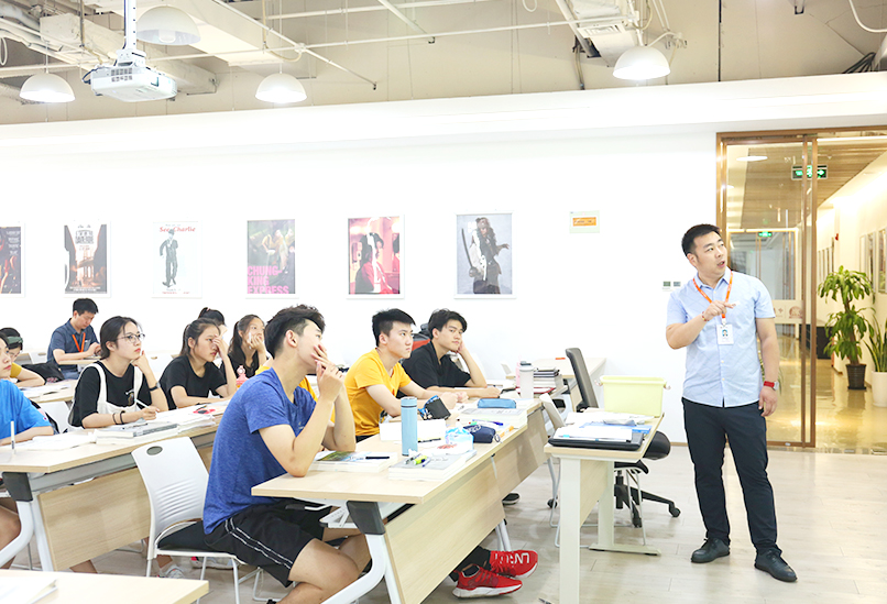 舞蹈班文化課地理課堂